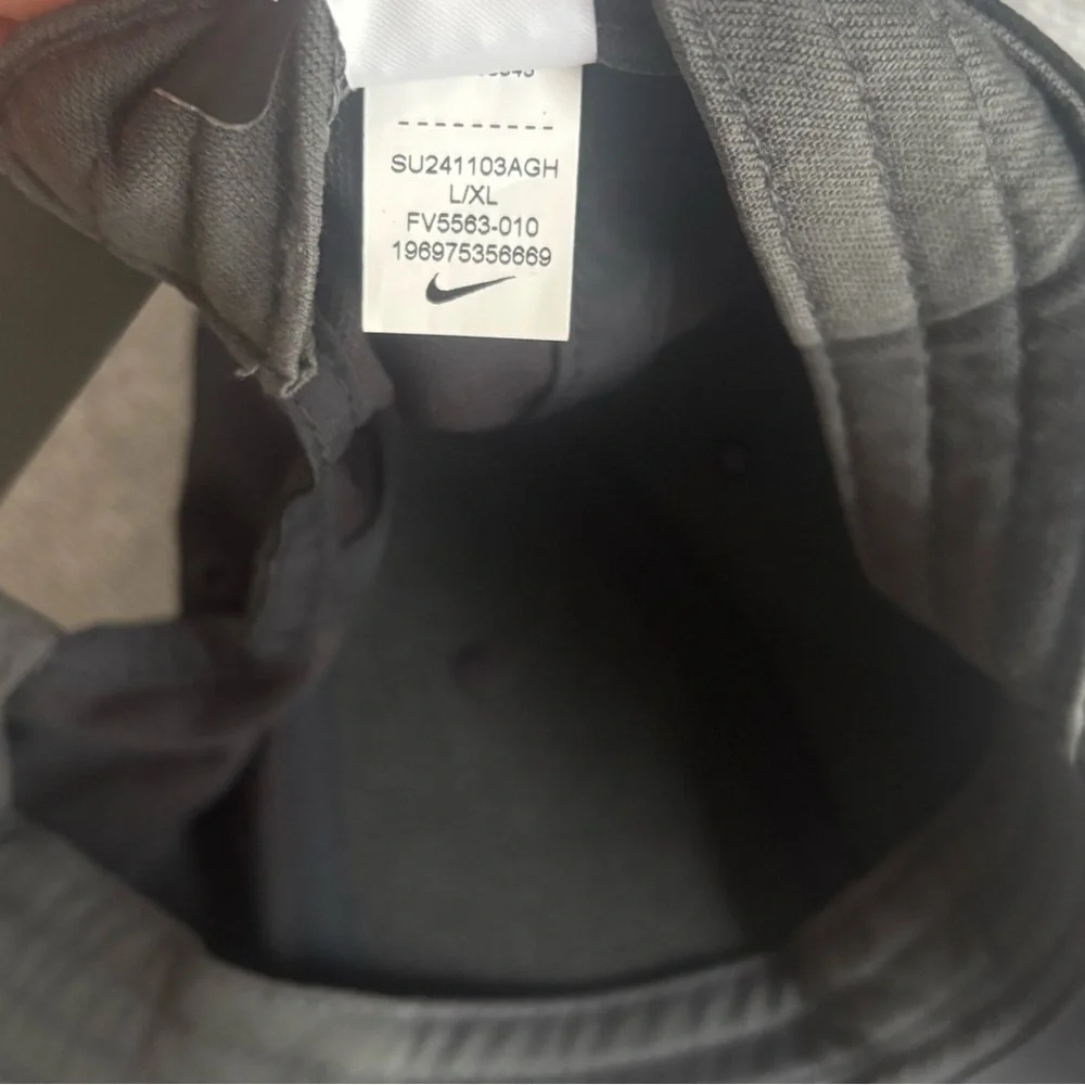 Nike Dri-FIT Black Club Cap Structured Size L/XL Black w/White Swoosh Adjustable